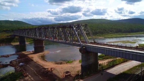 Проект перехода по направлению с Сахалина на материковую часть подготавливается в 2-х вариантах – тоннеля и моста